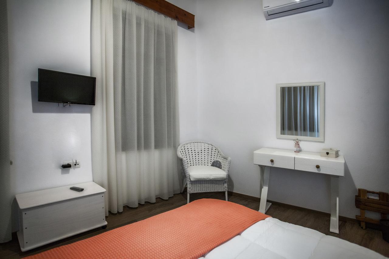 העיירה רתימנו Maya'S Boutique Residence מראה חיצוני תמונה